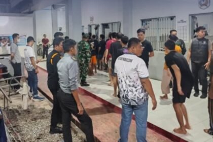 Foto : Rumah Tahanan Negara (Rutan) Kelas I Makassar melaksanakan razia insidentil serentak bersama jajaran TNI dan POLRI di sejumlah blok hunian